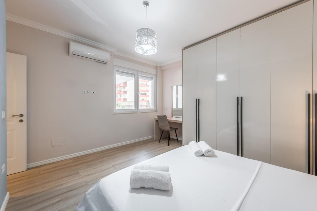 Dream Apartment - Fully Equipped Durrës Buitenkant foto