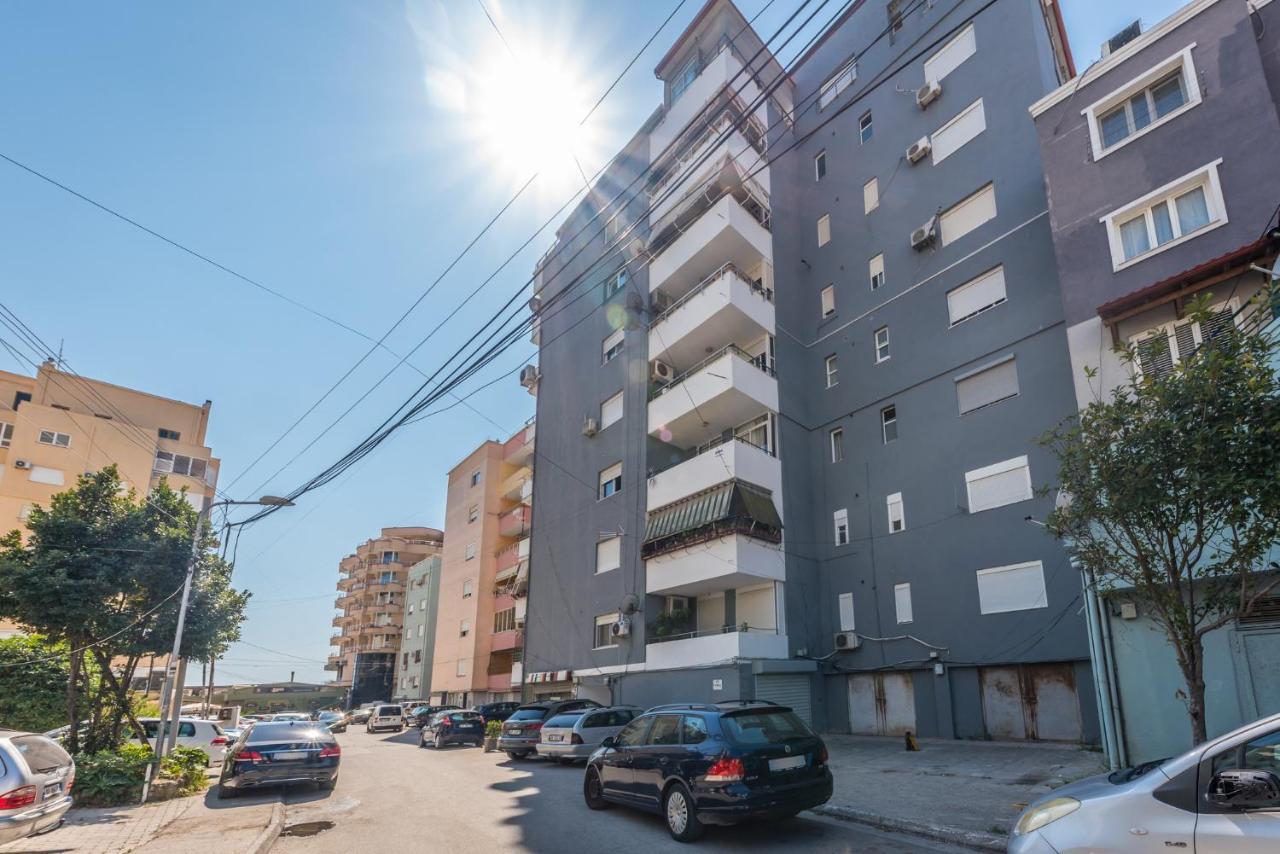 Dream Apartment - Fully Equipped Durrës Buitenkant foto