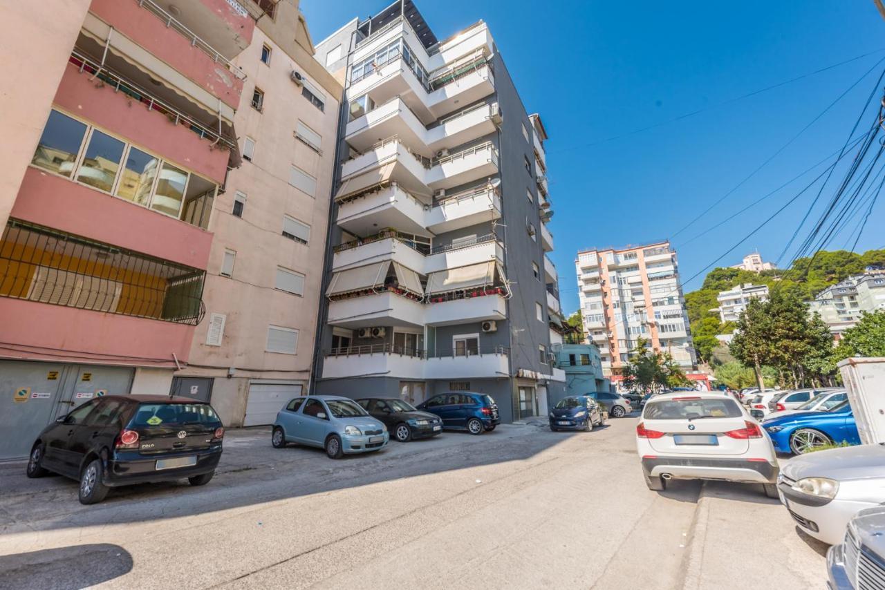 Dream Apartment - Fully Equipped Durrës Buitenkant foto